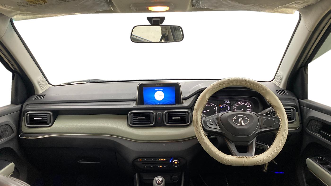 2023 Tata PUNCH ADVENTURE MT, Petrol, Manual, 35,654 km, Dashboard