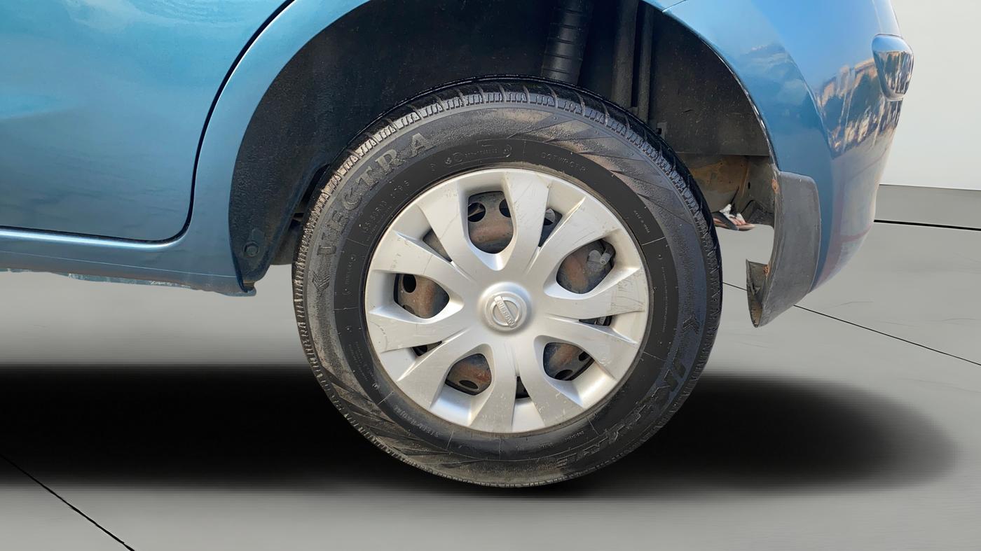 2015 Nissan Micra Active XV, Petrol, Manual, 33,490 km, Left Rear Wheel