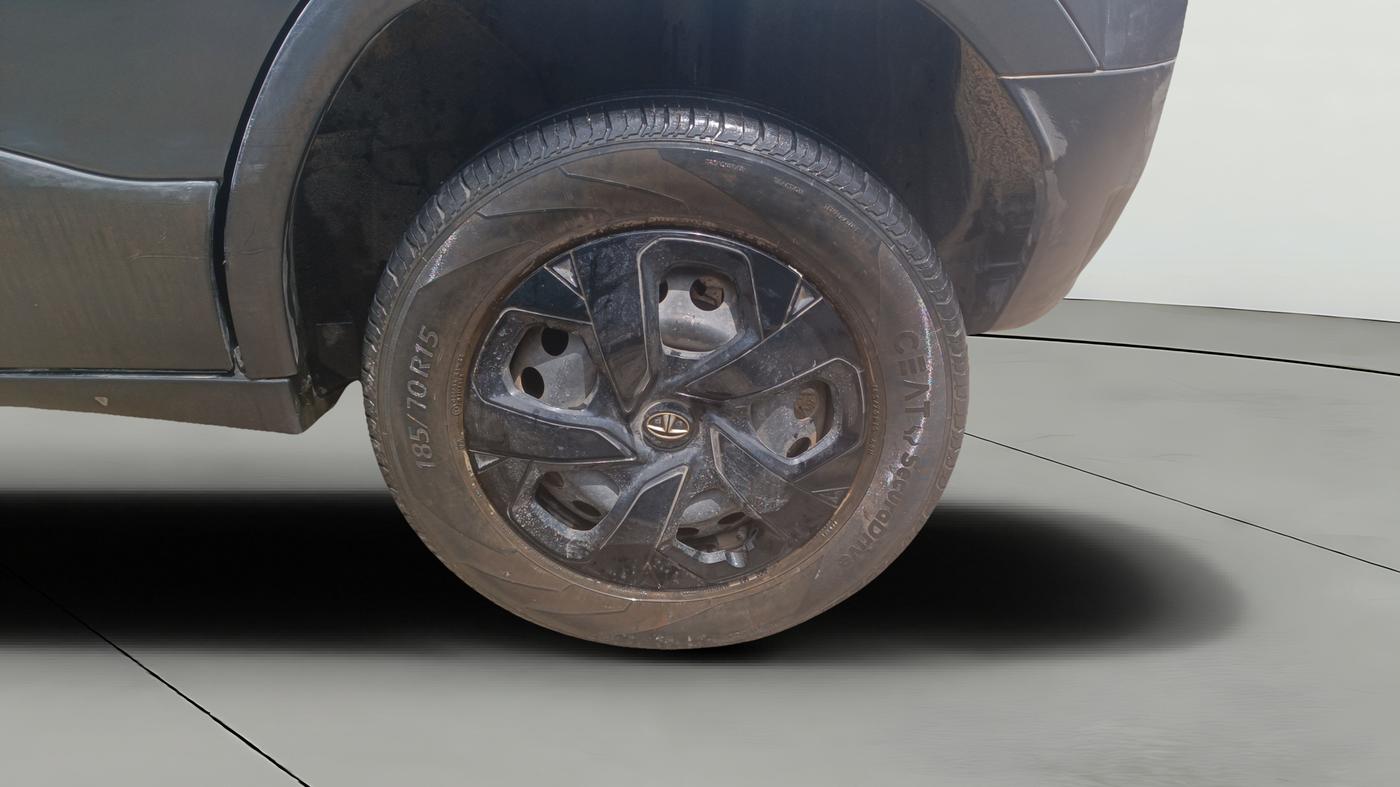 2023 Tata PUNCH ADVENTURE MT, Petrol, Manual, 36,943 km, Left Rear Wheel