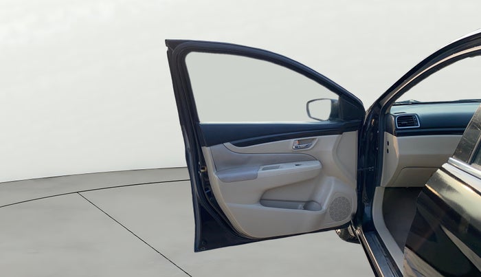 2015 Maruti Ciaz ZDI+ SHVS, Diesel, Manual, 72,810 km, LHS Front Door