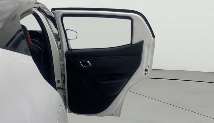 2022 Renault Kwid CLIMBER MT 1.0, Petrol, Manual, 38,000 km, RHS Rear Door