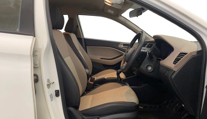 2019 Hyundai Elite i20 MAGNA PLUS 1.2, Petrol, Manual, 9,816 km, Right Side Front Door Cabin