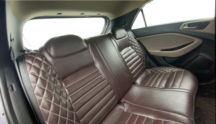 2018 Hyundai Elite i20 ASTA 1.2  CVT, Petrol, Automatic, 63,188 km, Right Side Rear Door Cabin