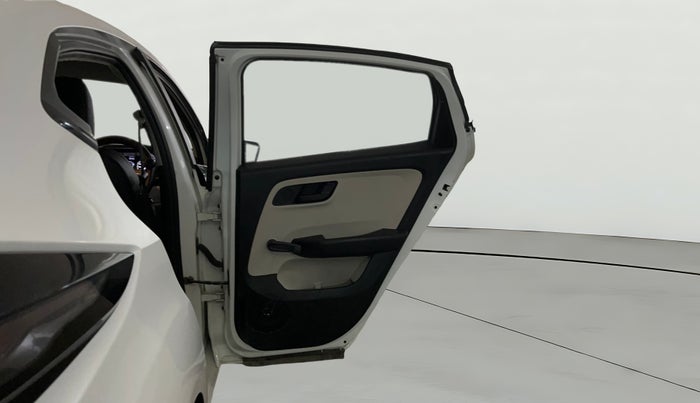 2021 Tata ALTROZ XE PETROL, Petrol, Manual, 44,840 km, RHS Rear Door