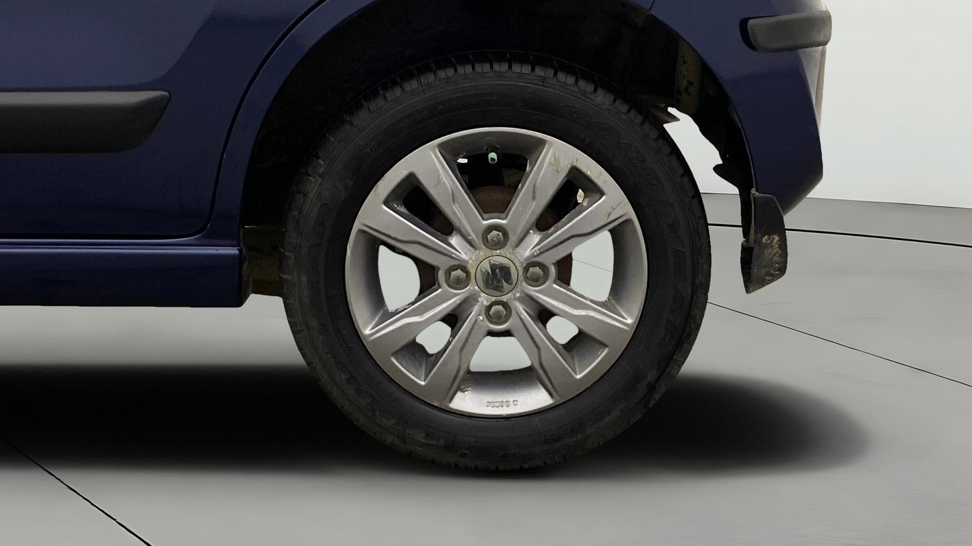 2014 Maruti Wagon R Stingray VXI, Petrol, Manual, 22,581 km, Left Rear Wheel