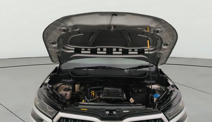 2022 Skoda KUSHAQ STYLE 1.0L TSI AT (6 AIRBAGS), Petrol, Automatic, 47,751 km, Open Bonet