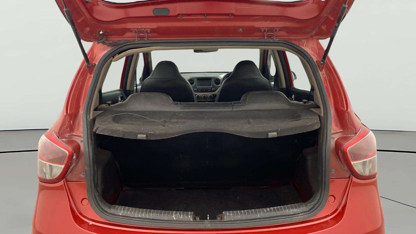 2018 Hyundai Grand i10 SPORTZ 1.2 KAPPA VTVT, Petrol, Manual, 67,169 km, Boot Open Zoomed View