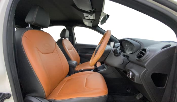 2021 Ford FREESTYLE TITANIUM 1.2 PETROL, Petrol, Manual, 30,381 km, Right Side Front Door Cabin