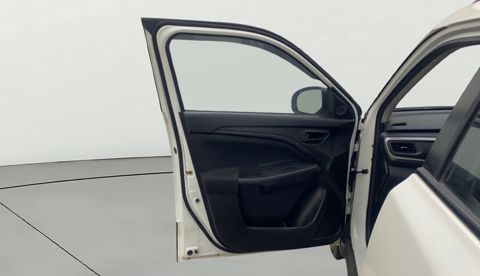 2023 Maruti BREZZA VXI AT SMART HYBRID, Petrol, Automatic, 52,972 km, LHS Front Door