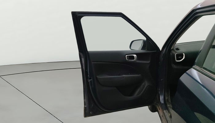 2021 Hyundai VENUE S+ 1.2, Petrol, Manual, 55,249 km, LHS Front Door