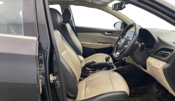 2021 Hyundai Verna SX (O)1.5 VTVT, Petrol, Manual, 73,833 km, Right Side Front Door Cabin