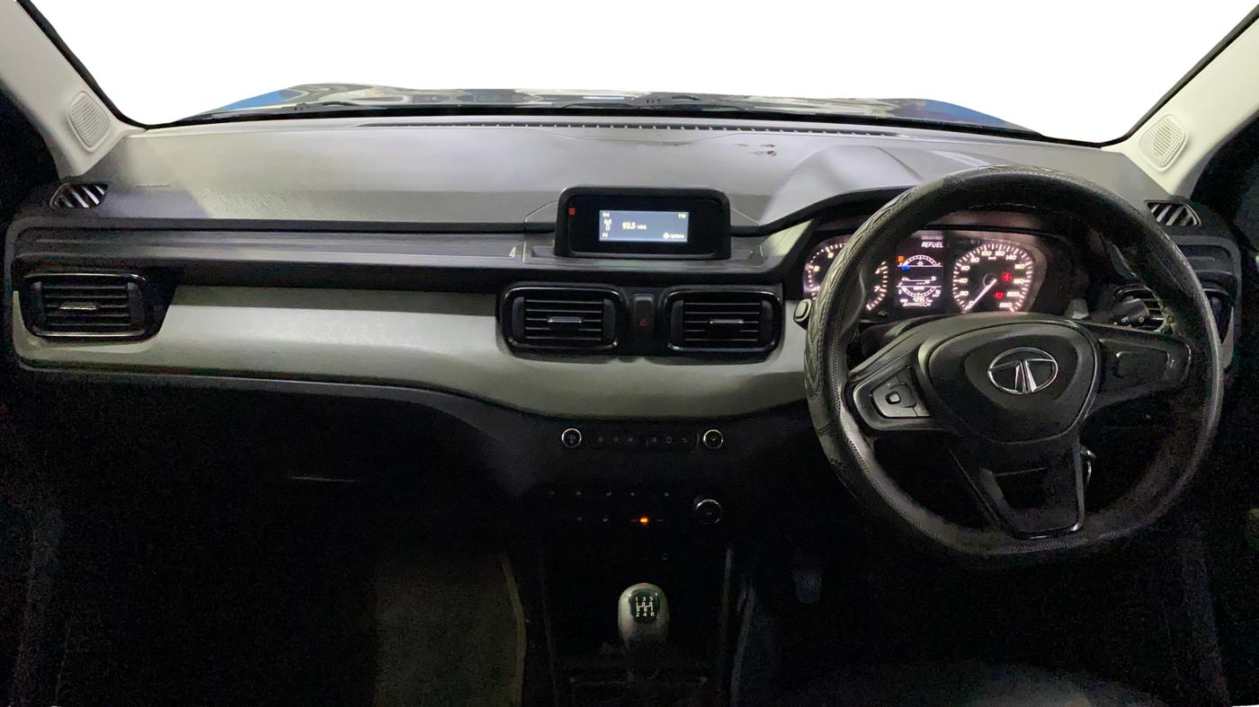 2022 Tata PUNCH ADVENTURE MT, Petrol, Manual, 42,944 km, Dashboard