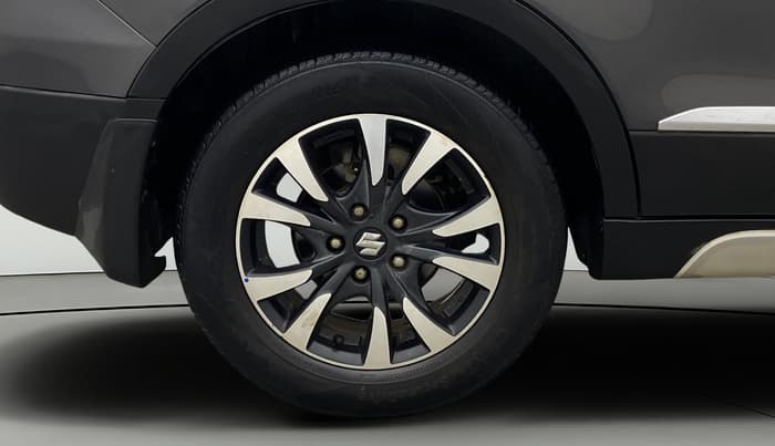2018 Maruti S Cross ALPHA 1.3, Diesel, Manual, 1,22,381 km, Right Rear Wheel