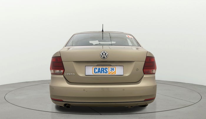 2015 Volkswagen Vento COMFORTLINE 1.6, Petrol, Manual, 29,969 km, Back/Rear