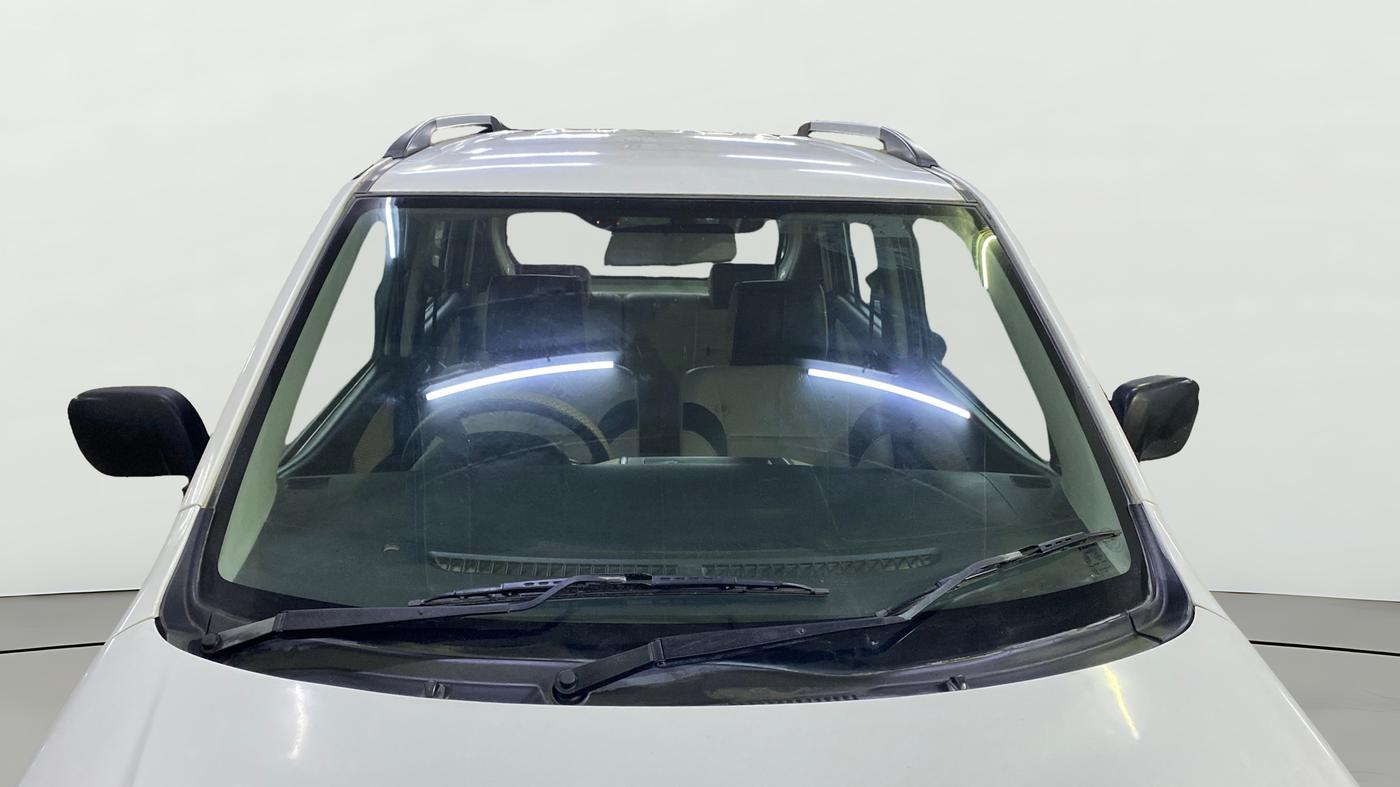 2017 Maruti Wagon R 1.0 LXI, Petrol, Manual, 27,093 km, Front Windshield