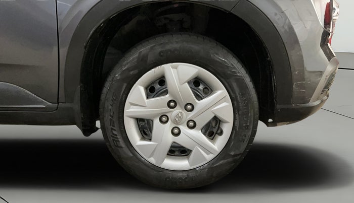 2020 Hyundai VENUE S 1.2, Petrol, Manual, 19,029 km, Right Front Wheel