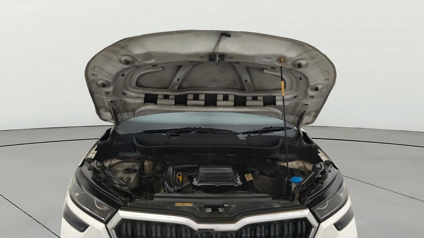 2021 Skoda KUSHAQ AMBITION 1.0L TSI AT, Petrol, Automatic, 62,277 km, Open Bonet