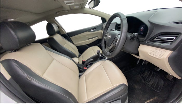 2021 Hyundai Verna SX (O) 1.5 CRDI, Diesel, Manual, 79,616 km, Right Side Front Door Cabin