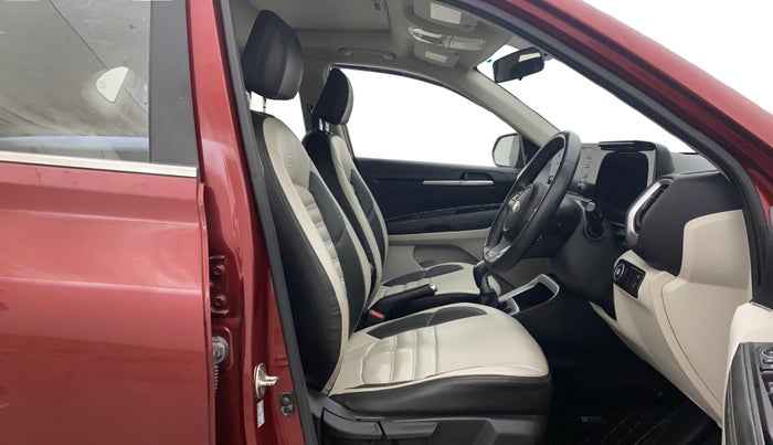 2020 KIA SONET HTX 1.0 IMT, Petrol, Manual, 31,900 km, Right Side Front Door Cabin