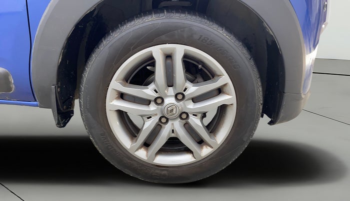 2019 Renault TRIBER RXZ, Petrol, Manual, 30,870 km, Right Front Wheel