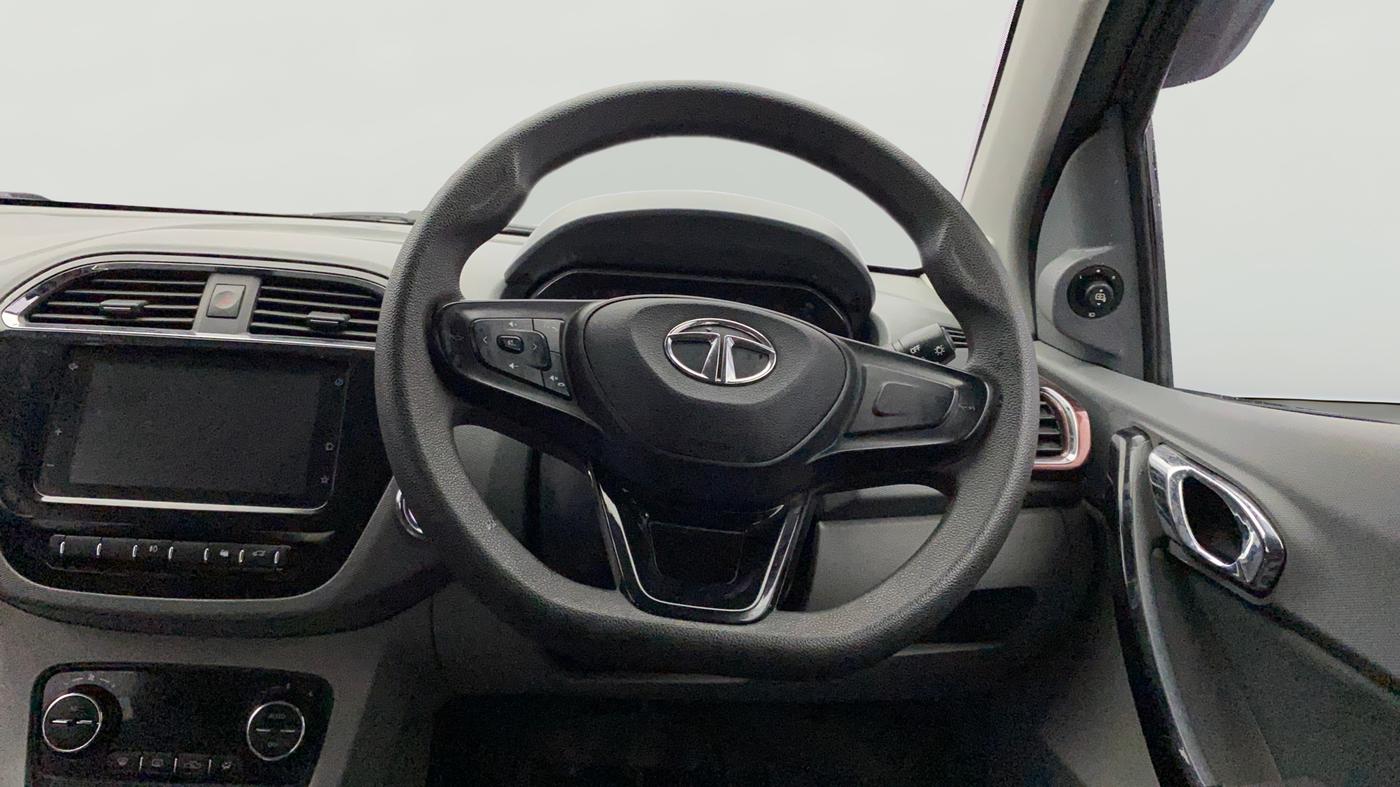 2020 Tata TIGOR XZA PLUS PETROL, Petrol, Automatic, 1,02,609 km, Steering Wheel Close Up