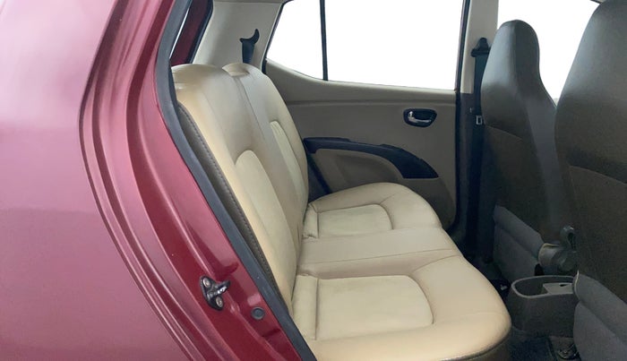 2014 Hyundai i10 SPORTZ 1.1, Petrol, Manual, 33,676 km, Third Seat Row ( optional )