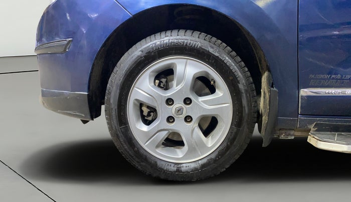 2015 Renault Lodgy 110 PS RXZ 7 STR, Diesel, Manual, 85,293 km, Left Front Wheel