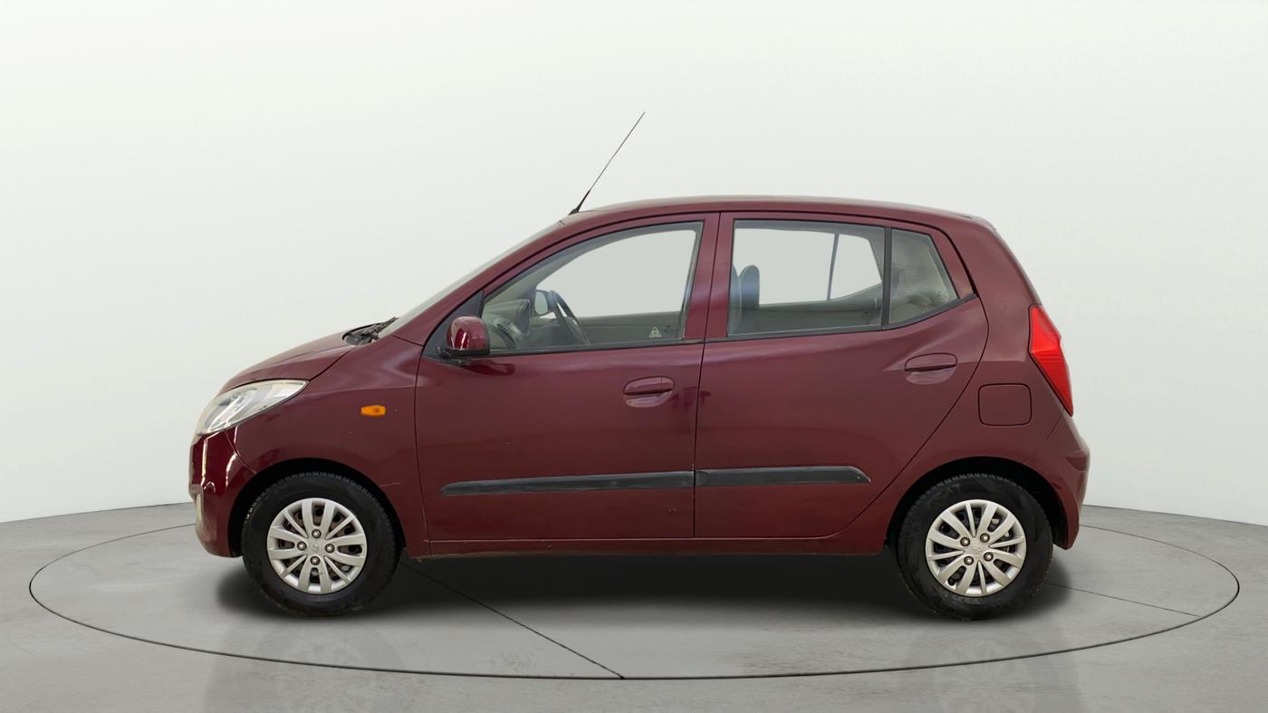 2015 Hyundai i10 SPORTZ 1.1, Petrol, Manual, 31,677 km, Left Side