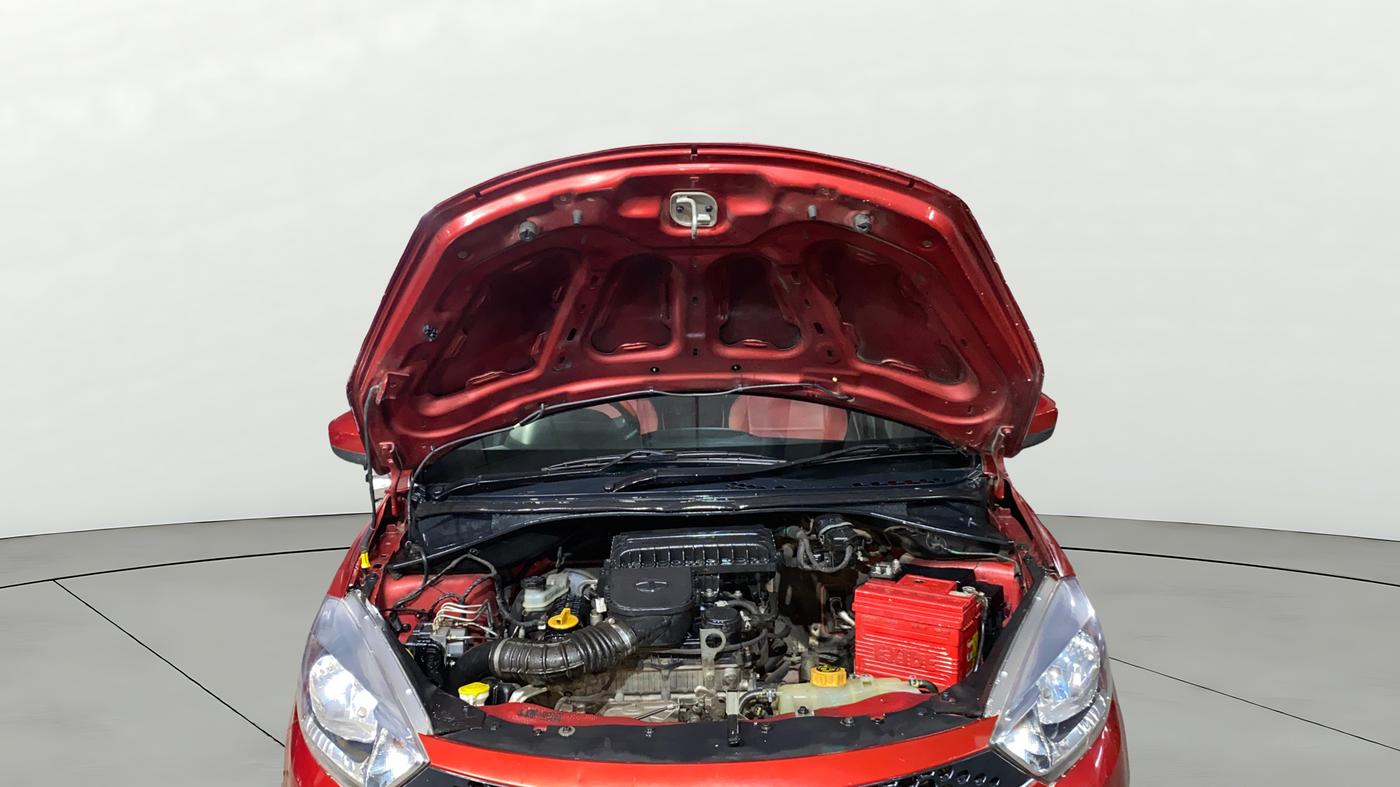 2019 Tata Tiago XZ PETROL, Petrol, Manual, 29,667 km, Open Bonet