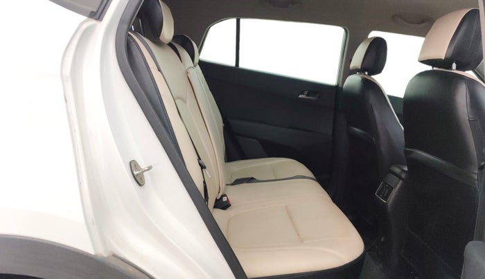 2017 Hyundai Creta SX PLUS 1.6 PETROL, Petrol, Manual, 45,389 km, Right Side Rear Door Cabin