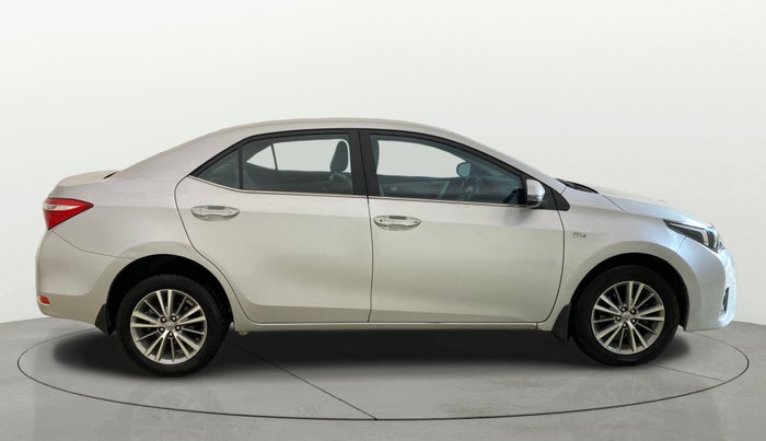 2015 Toyota Corolla Altis VL CVT PETROL, Petrol, Automatic, 1,38,199 km, Right Side View