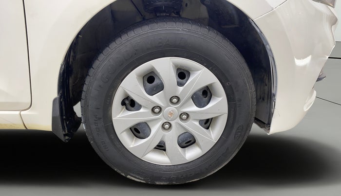 2019 Hyundai Elite i20 MAGNA PLUS 1.2, Petrol, Manual, 13,621 km, Right Front Wheel