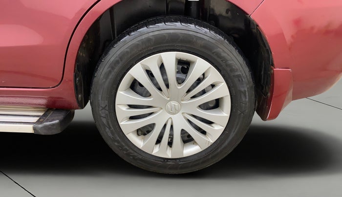 2013 Maruti Ertiga VXI, Petrol, Manual, 98,798 km, Left Rear Wheel