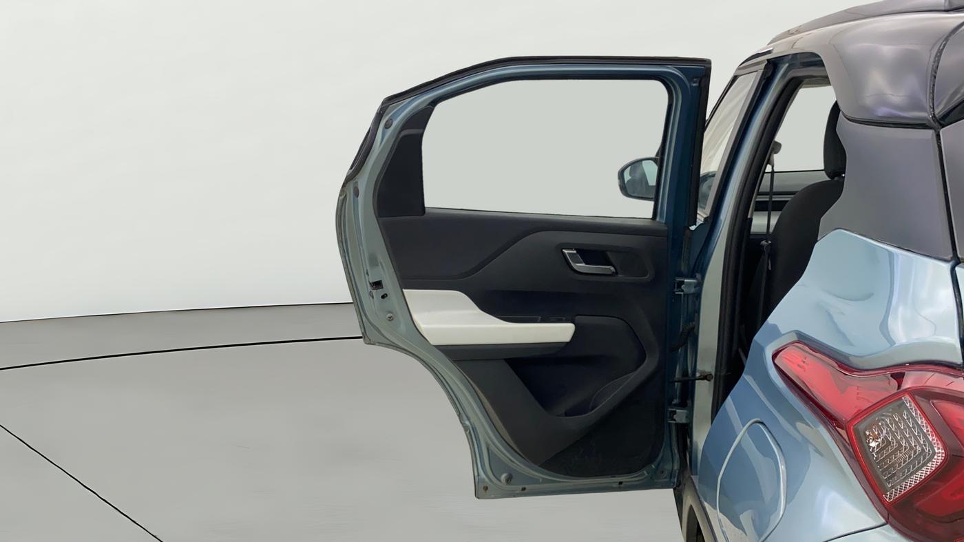 2021 Tata PUNCH CREATIVE  MT, Petrol, Manual, 4,054 km, LHS Rear Door