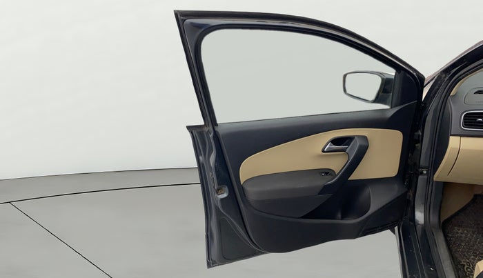 2014 Volkswagen Polo HIGHLINE1.2L, Petrol, Manual, 57,216 km, LHS Front Door