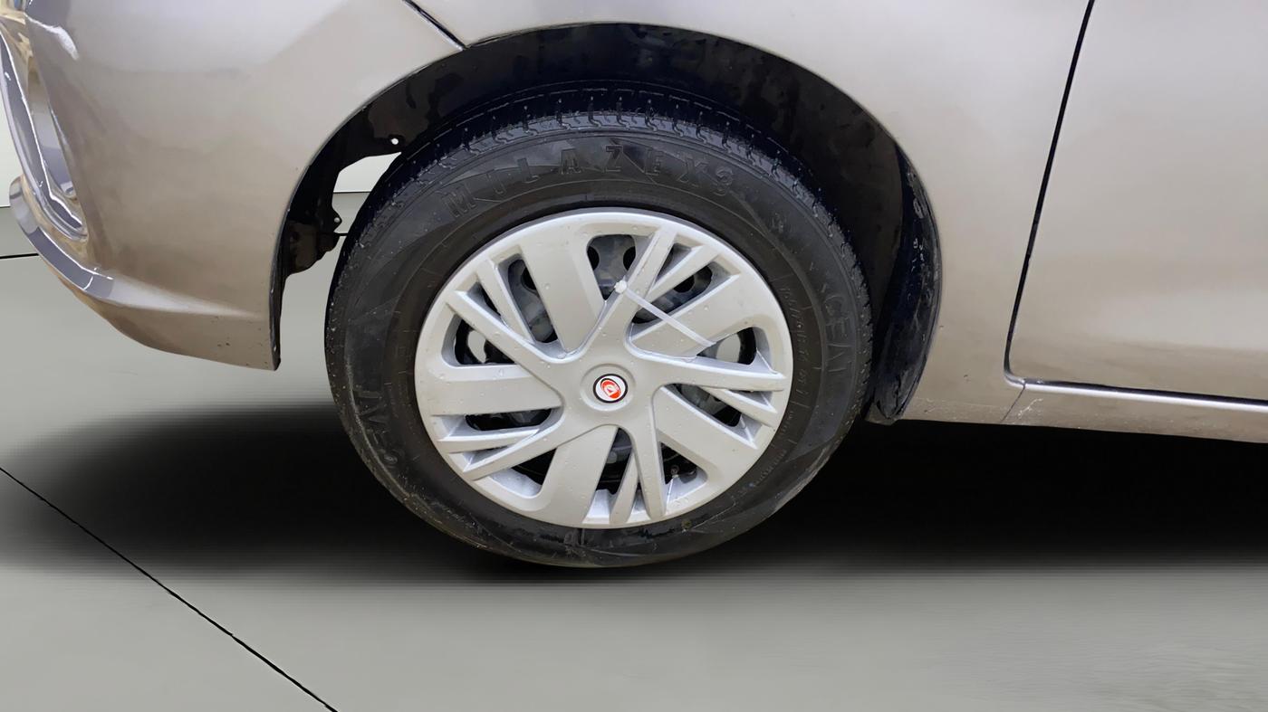 2018 Maruti Celerio VXI CNG, CNG, Manual, 1,12,016 km, Left Front Wheel