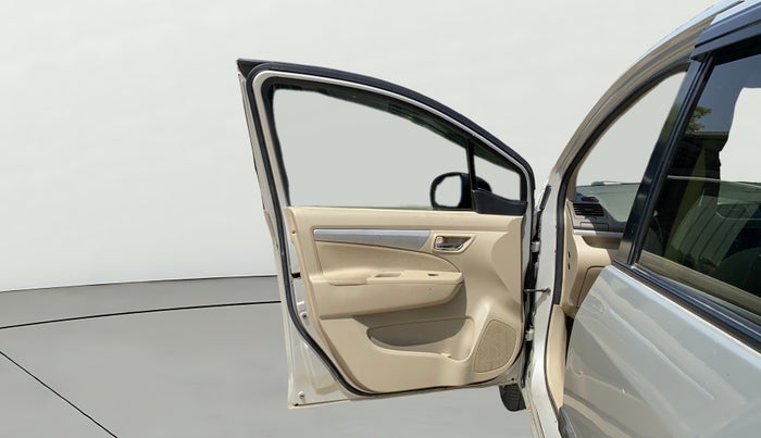 2017 Maruti Ertiga VDI SHVS, Diesel, Manual, 1,34,066 km, LHS Front Door