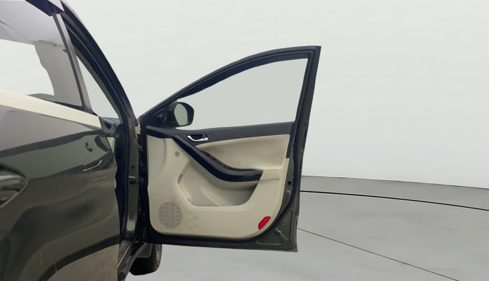 2020 Tata NEXON XZ PLUS PETROL, Petrol, Manual, 39,451 km, RHS Front Door