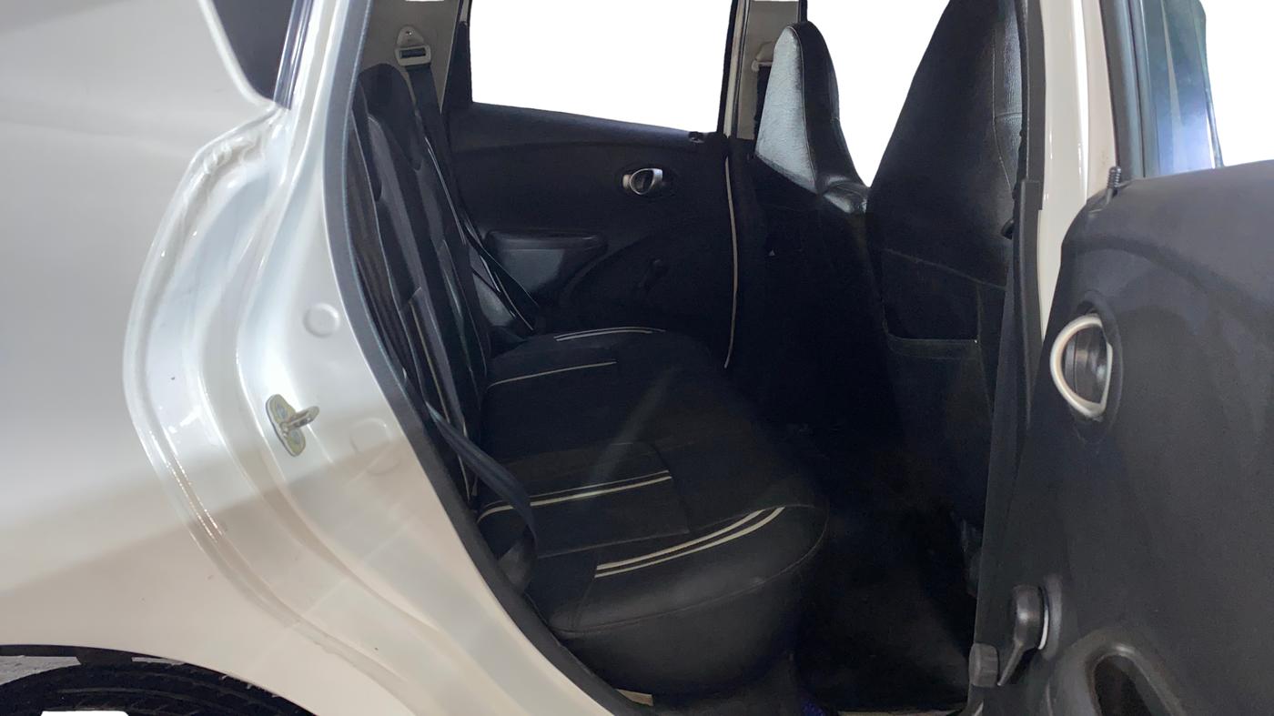 2018 Datsun Go T, Petrol, Manual, 30,428 km, Right Side Rear Door Cabin