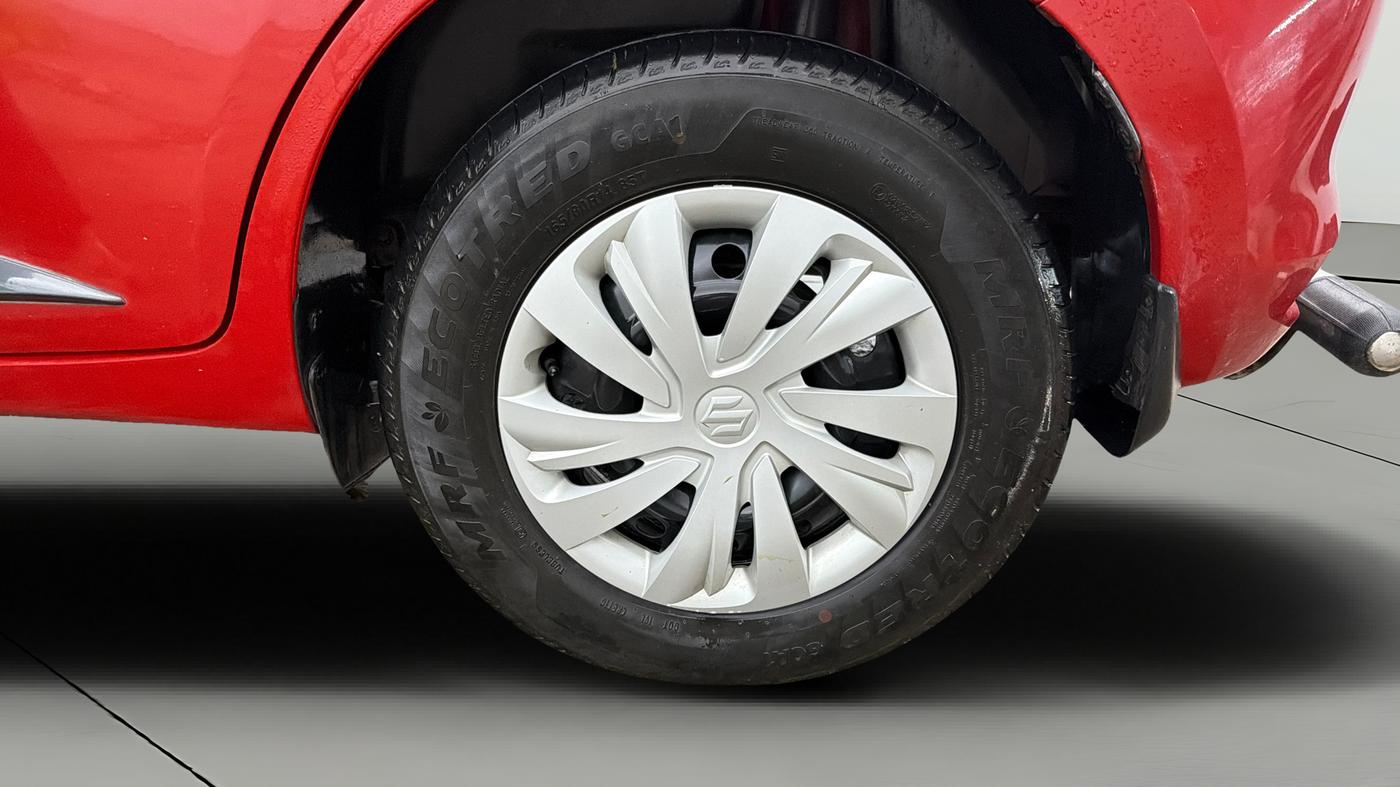 2025 Maruti Swift VXi, Petrol, Manual, 22,833 km, Left Rear Wheel