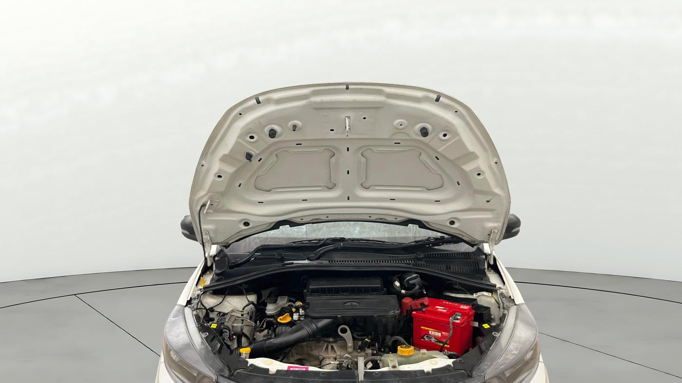 2022 Tata Tiago XT CNG, CNG, Manual, 61,054 km, Open Bonet