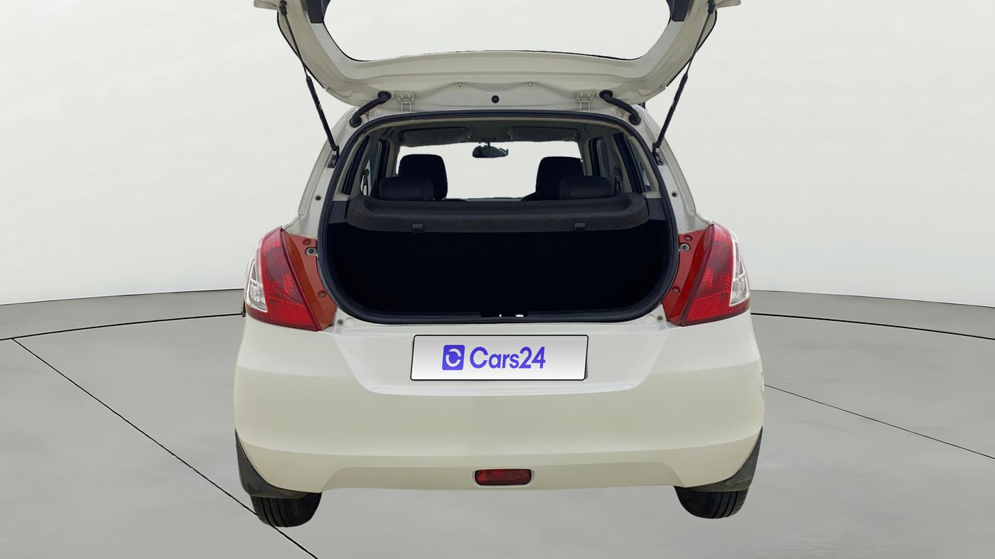 2015 Maruti Swift VXI, Petrol, Manual, 58,070 km, Boot Open Zoomed View