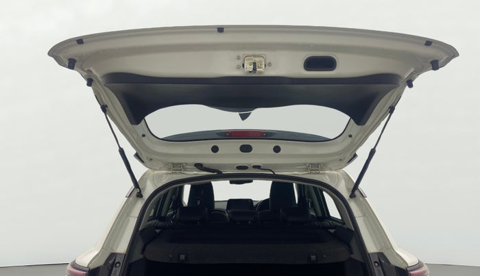 2023 Maruti Grand Vitara ALPHA PLUS HYBRID ECVT, Hybrid, Automatic, 74,240 km, Boot Door Open