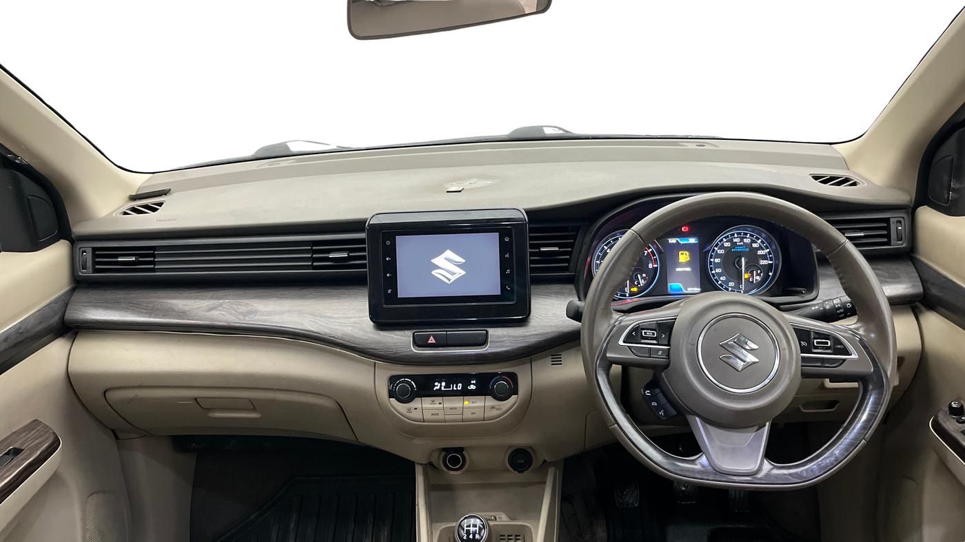 2022 Maruti Ertiga ZXI+ SHVS, Petrol, Manual, 55,720 km, Dashboard