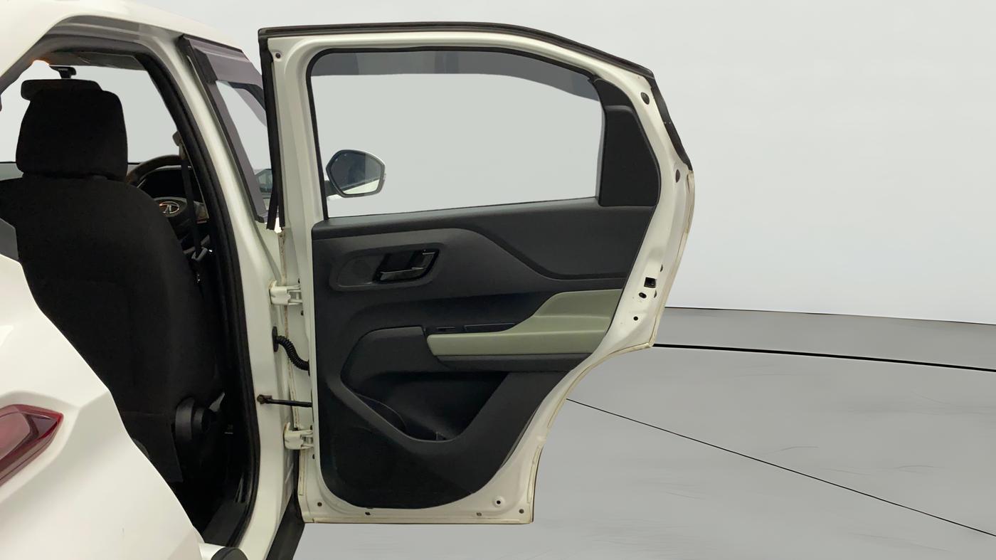 2022 Tata PUNCH ADVENTURE MT, Petrol, Manual, 43,614 km, RHS Rear Door