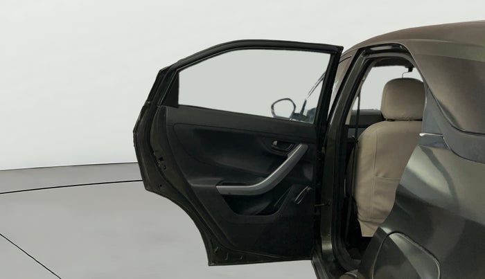 2022 Tata NEXON XM PETROL, Petrol, Manual, 66,020 km, LHS Rear Door