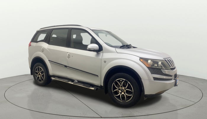 2015 Mahindra XUV500 W6, Diesel, Manual, 1,33,678 km, SRP
