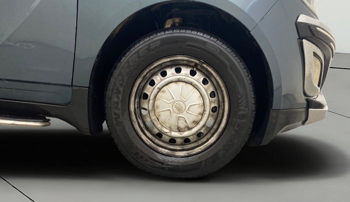 2019 Mahindra MARAZZO M2 8 STR, Diesel, Manual, 1,15,714 km, Right Front Wheel