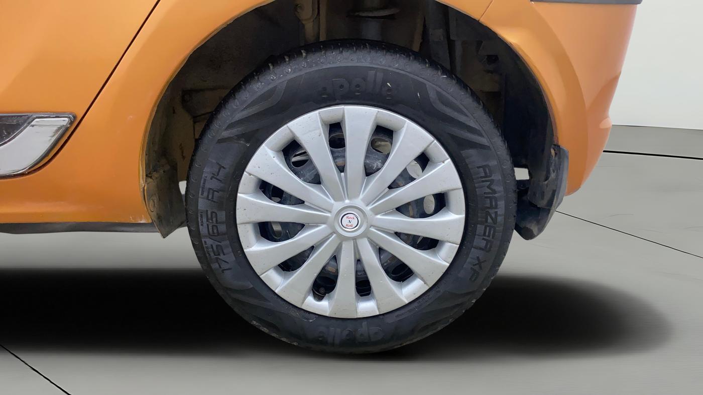 2017 Tata Tiago XTA PETROL, Petrol, Automatic, 67,663 km, Left Rear Wheel