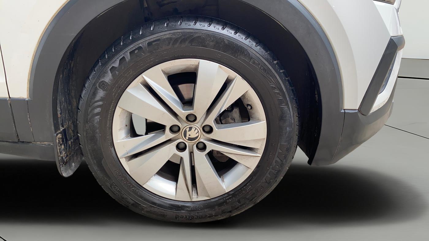 2023 Skoda KUSHAQ AMBITION 1.0L TSI AT, Petrol, Automatic, 25,209 km, Right Front Wheel